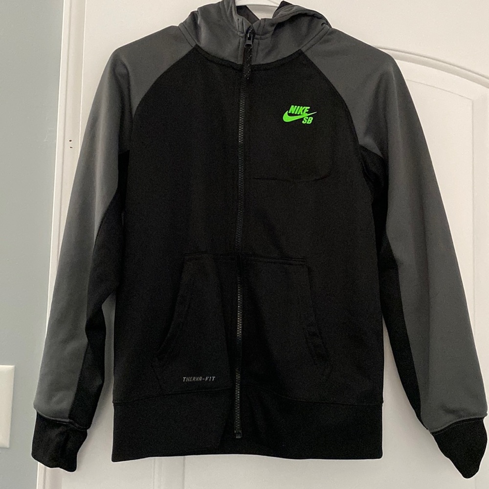 Boys Nike ZipUp
